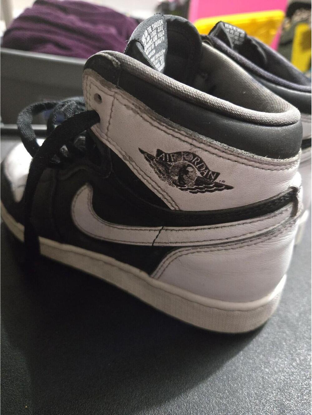 Kids Jordan 1 Retro High OG Black/White Panda Sneakers Size 3.5Y - Picture 2 of 7